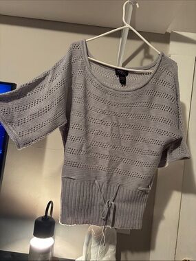 Hooked Up by IOT Light Gray Openwork Scoop-Neck Short Sleeve Sweater